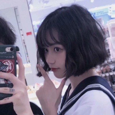 男生与女生轮滑30分钟 - 综述|